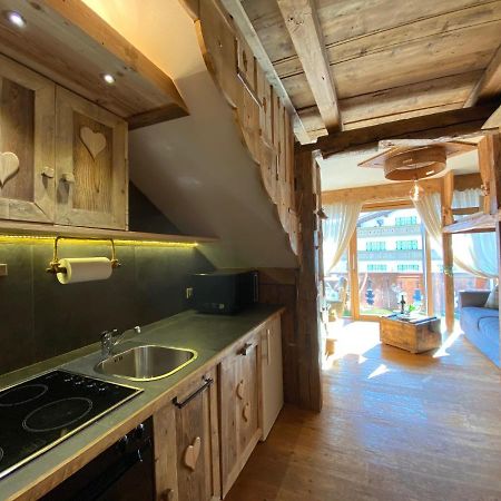 Calore Di Una Casa Di Montagna Кампителло-ди-Фасса Экстерьер фото