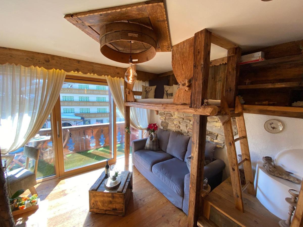 Calore Di Una Casa Di Montagna Кампителло-ди-Фасса Экстерьер фото